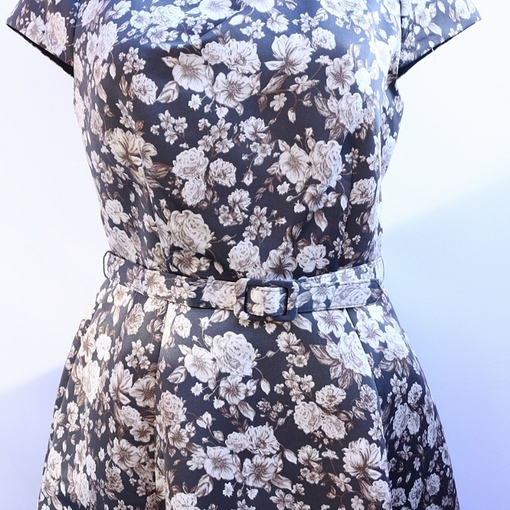 Gorgeous GAL MEETS GLAM Size 8 Elle Duchess Satin Cocktail Dress Floral Prints - Picture 4 of 11